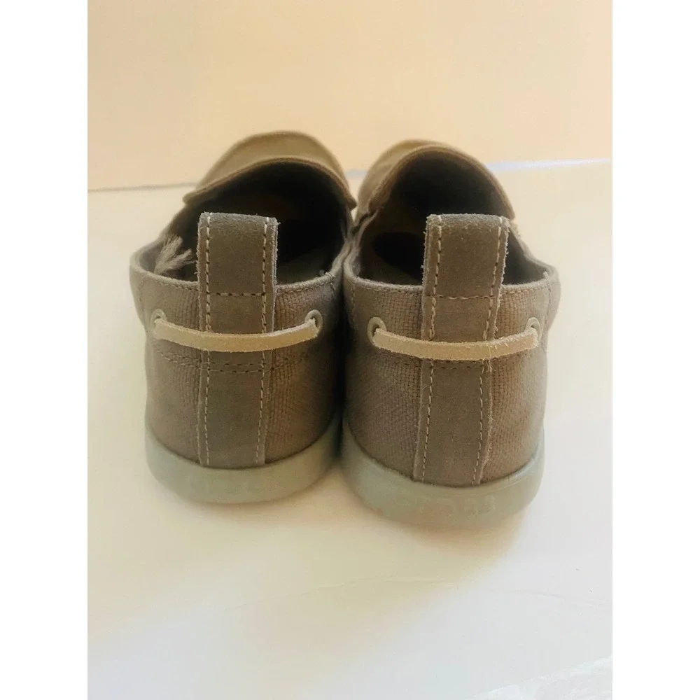 Crocs Santa Cruz Mens Canvas Slip On Loafers Khaki Tan Boat Shoes Casual‎ Sz 8